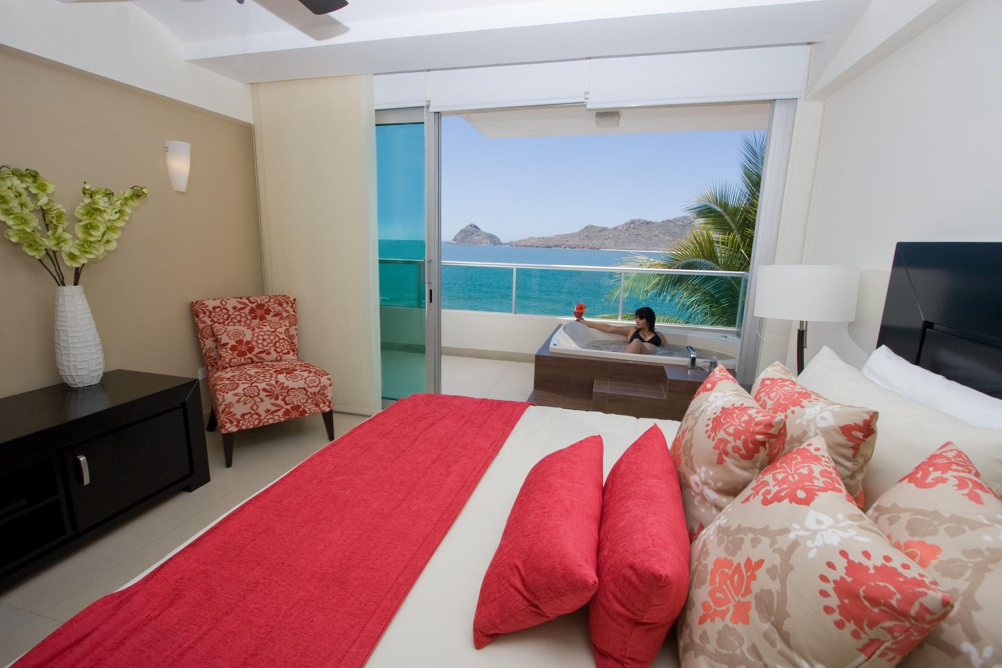 Las Flores Beach Resort Mazatlán Exterior foto