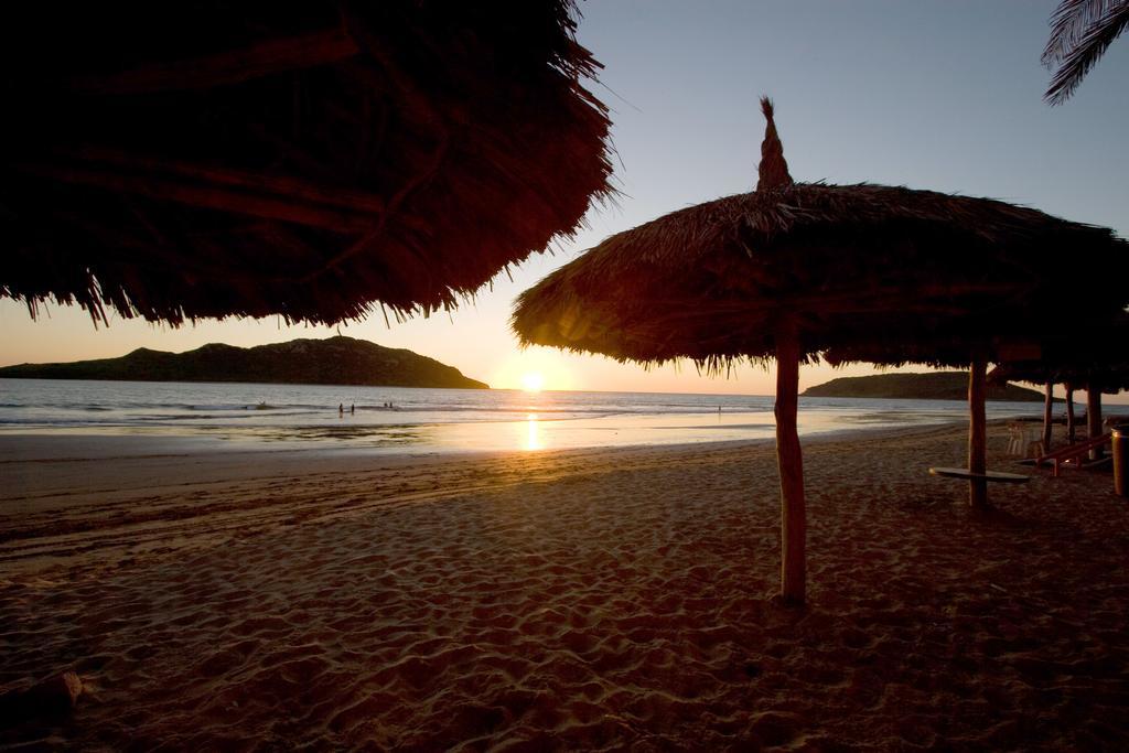 Las Flores Beach Resort Mazatlán Exterior foto