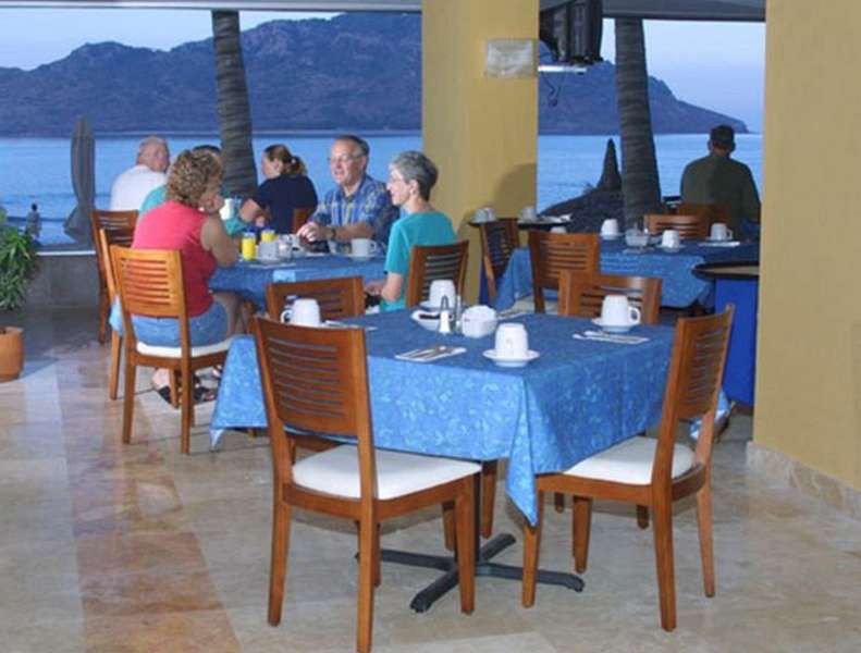 Las Flores Beach Resort Mazatlán Restaurant foto